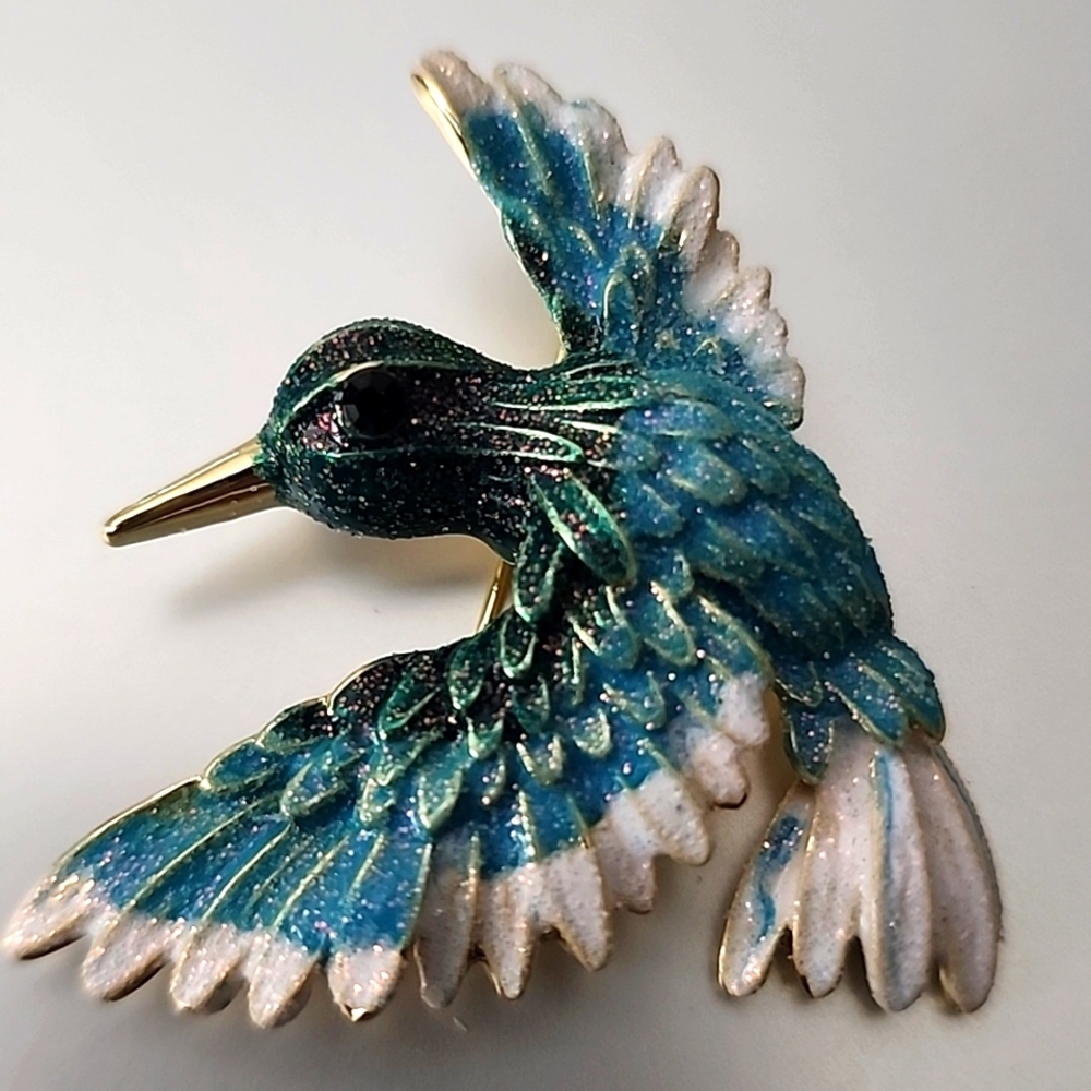 Hummingbird Brooch SPARKLE Irridescence and Beautiful